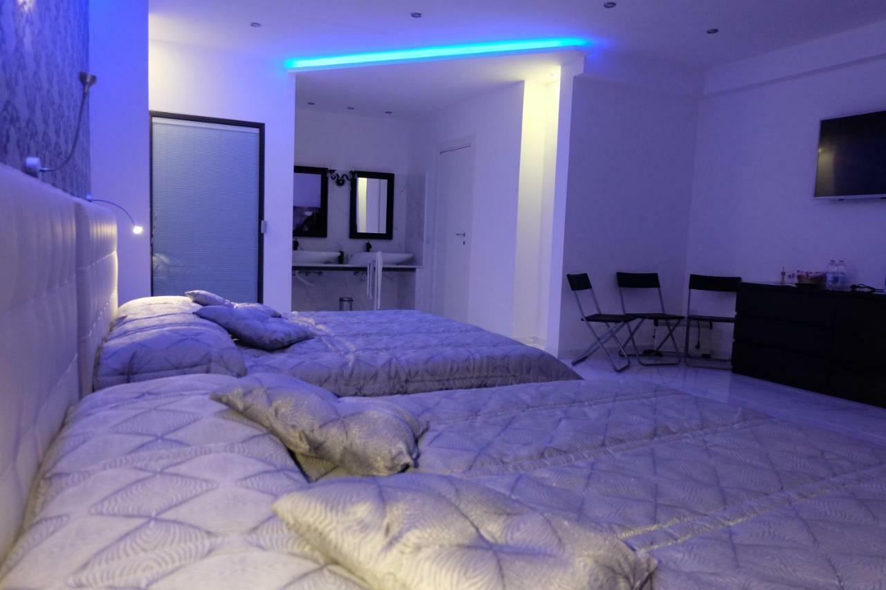 Holiday home White Idromassaggio Su Richiesta Naples