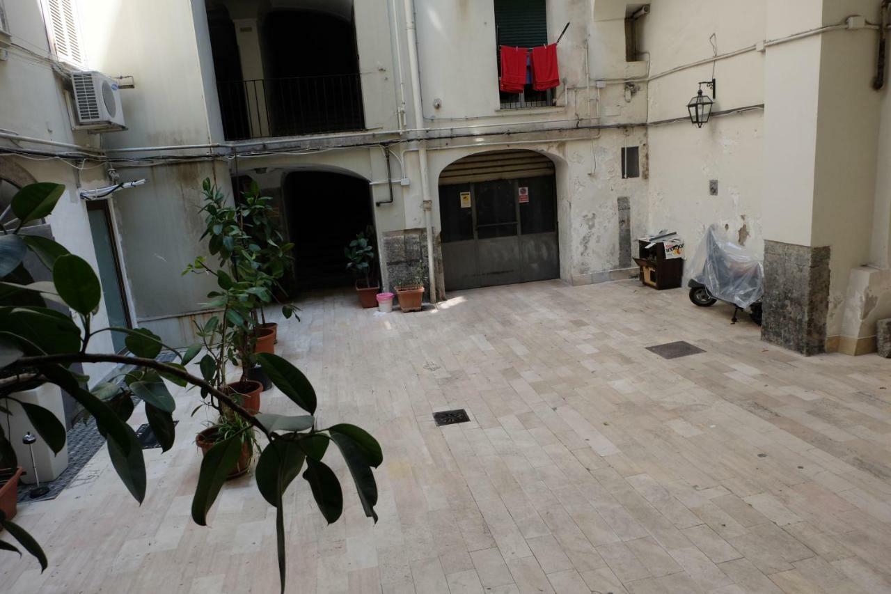 White Idromassaggio Su Richiesta *